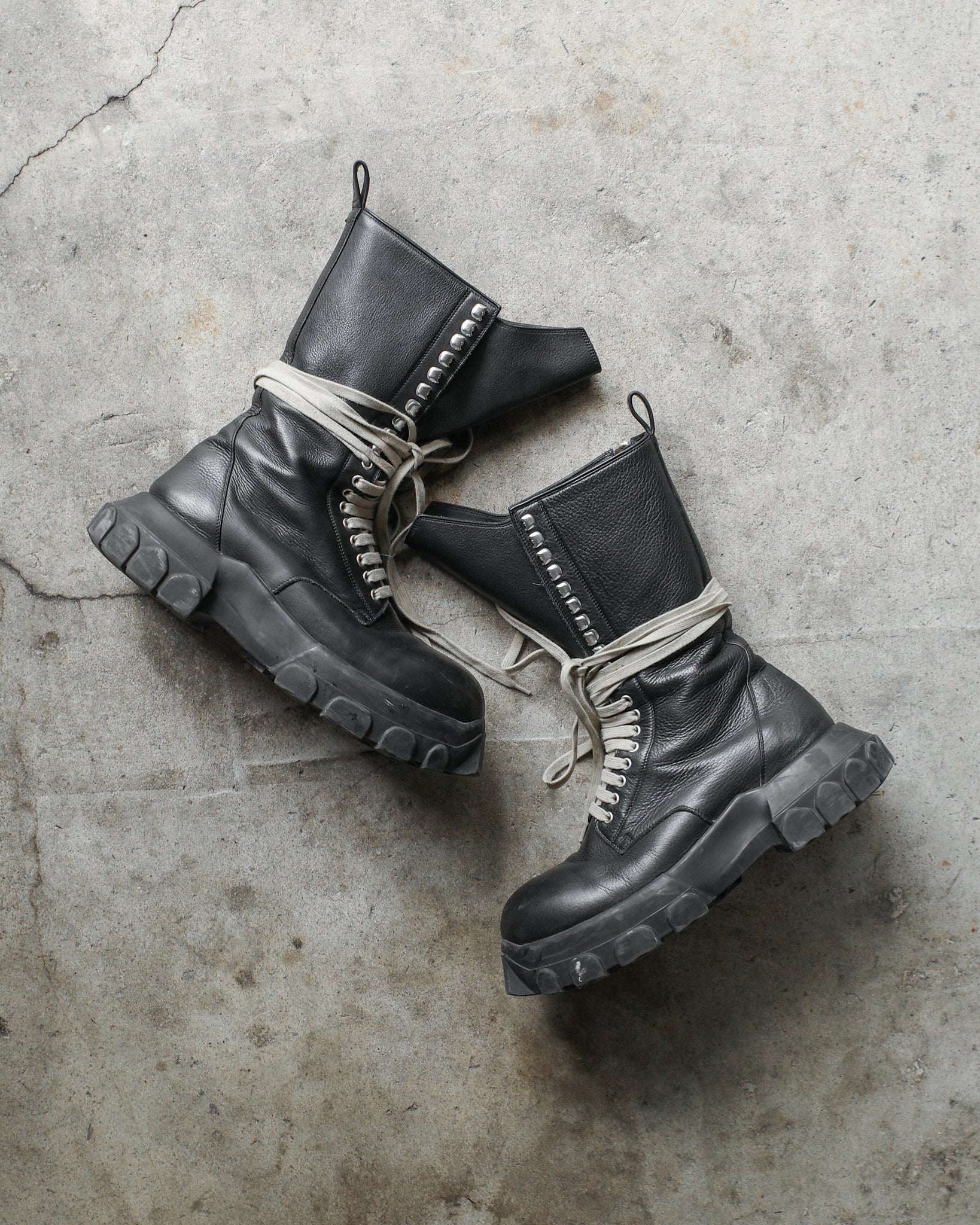 Rick Owens Lace Up Bozo Tractor Boots – BLINDATE INC
