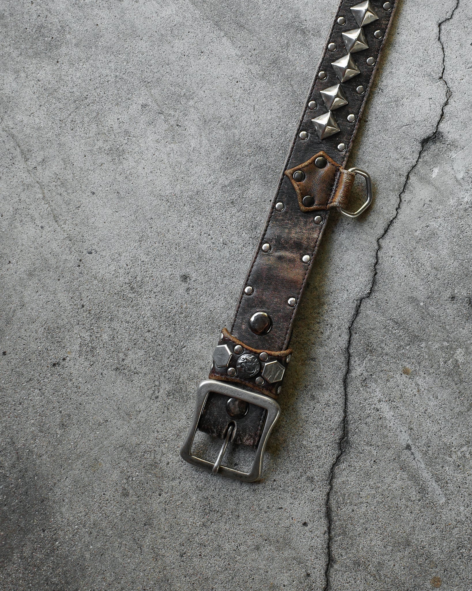 Kmrii Studded Keyring Belt – BLINDATE INC