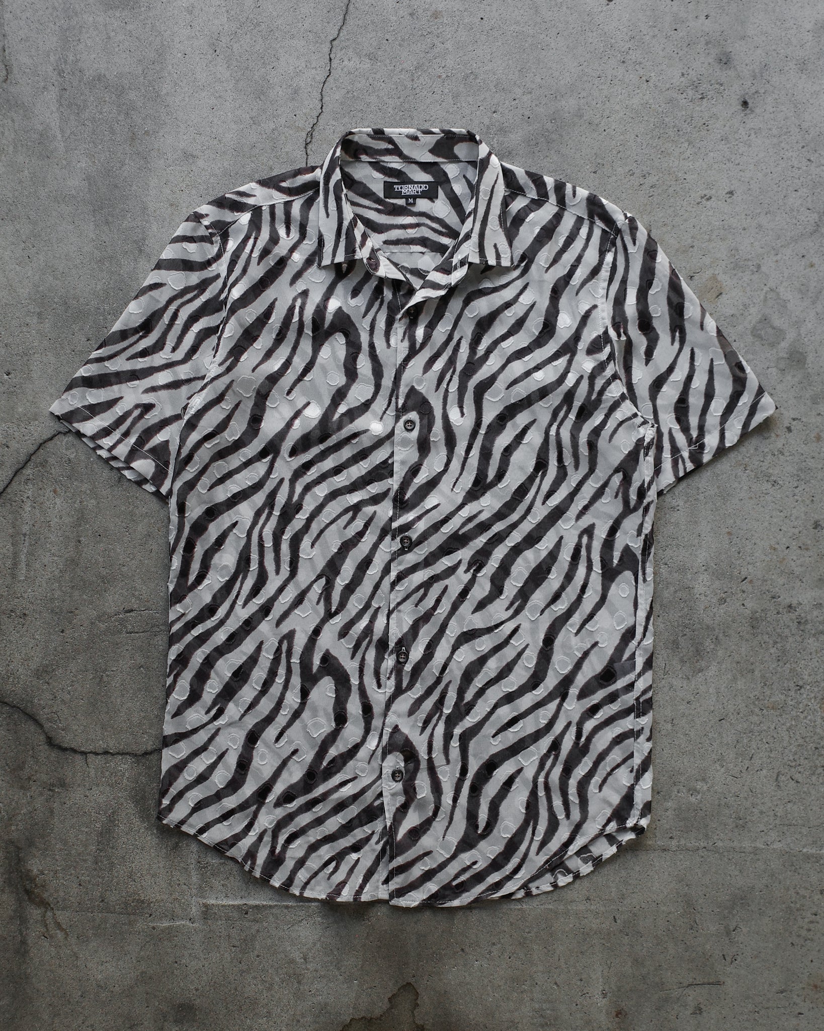 Tornado Mart Zebra Print Button Up