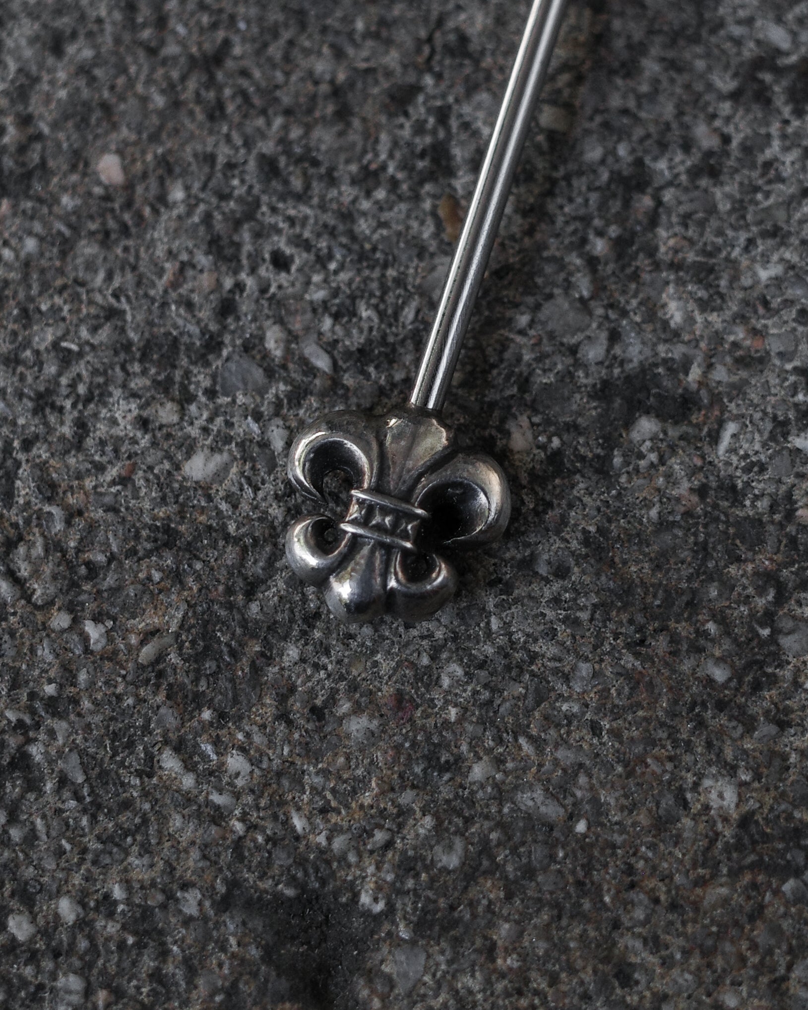 Chrome Hearts Fleur Lapel Pin – BLINDATE INC