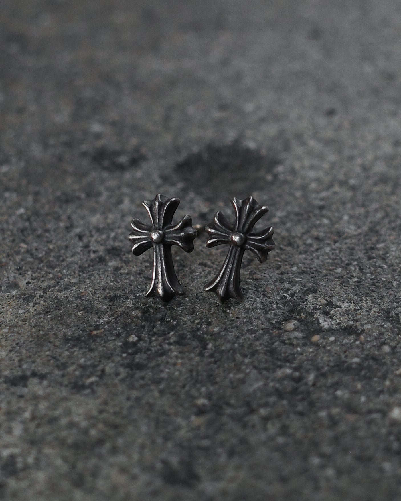 Chrome Hearts Cross Stud Earrings