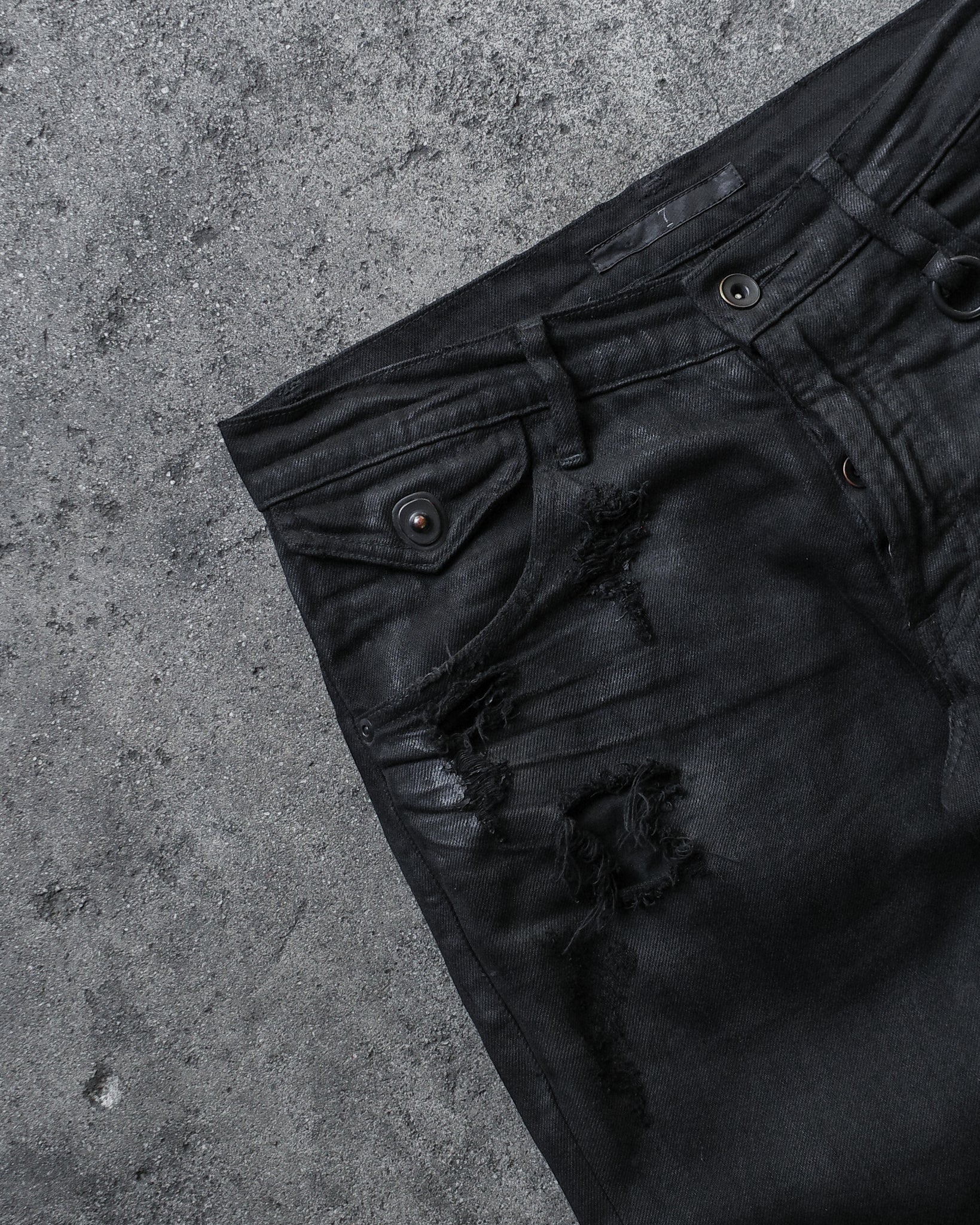Julius_7 SS10 Waxed Biker Denim