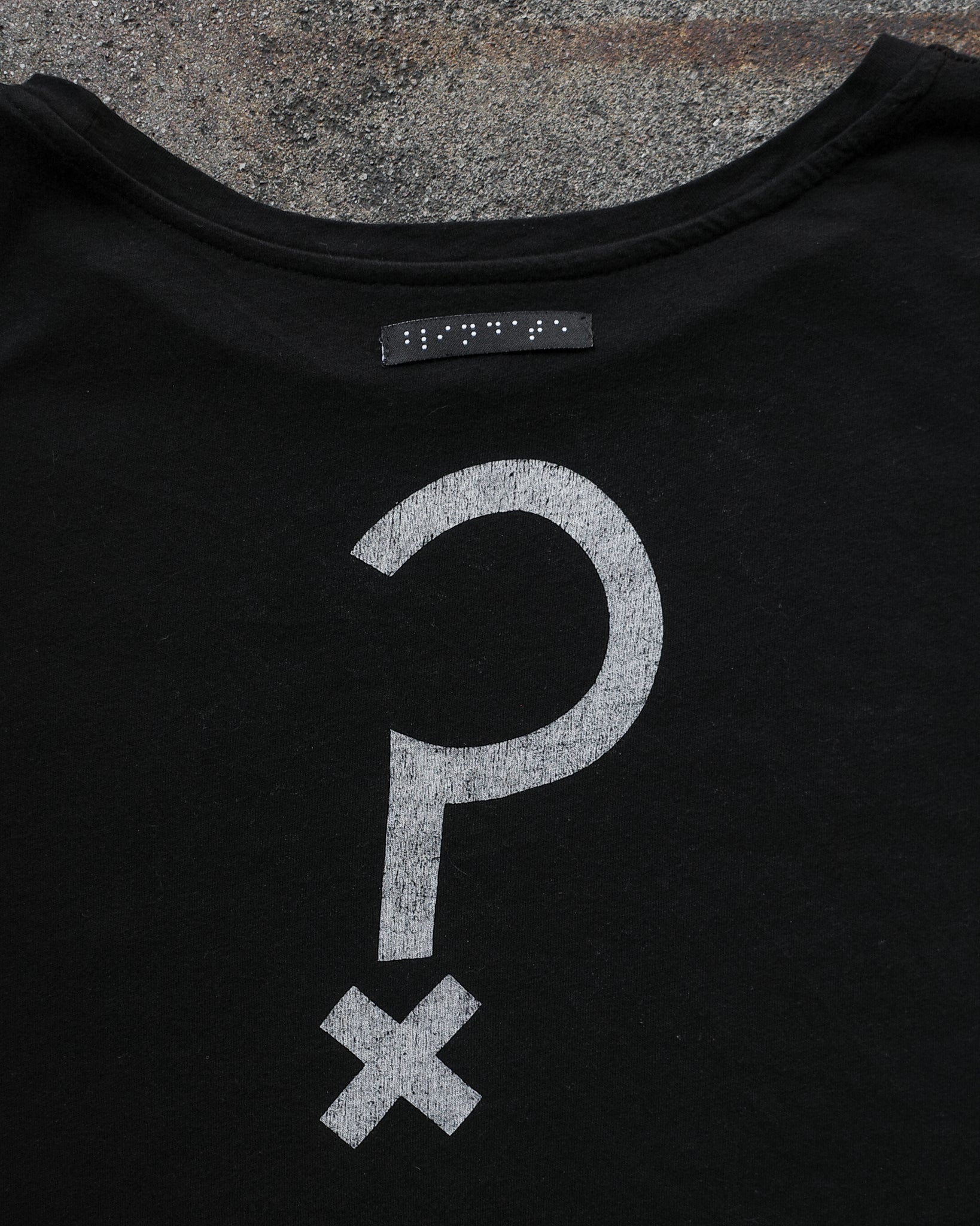 C3. Arizona Cut Tee
