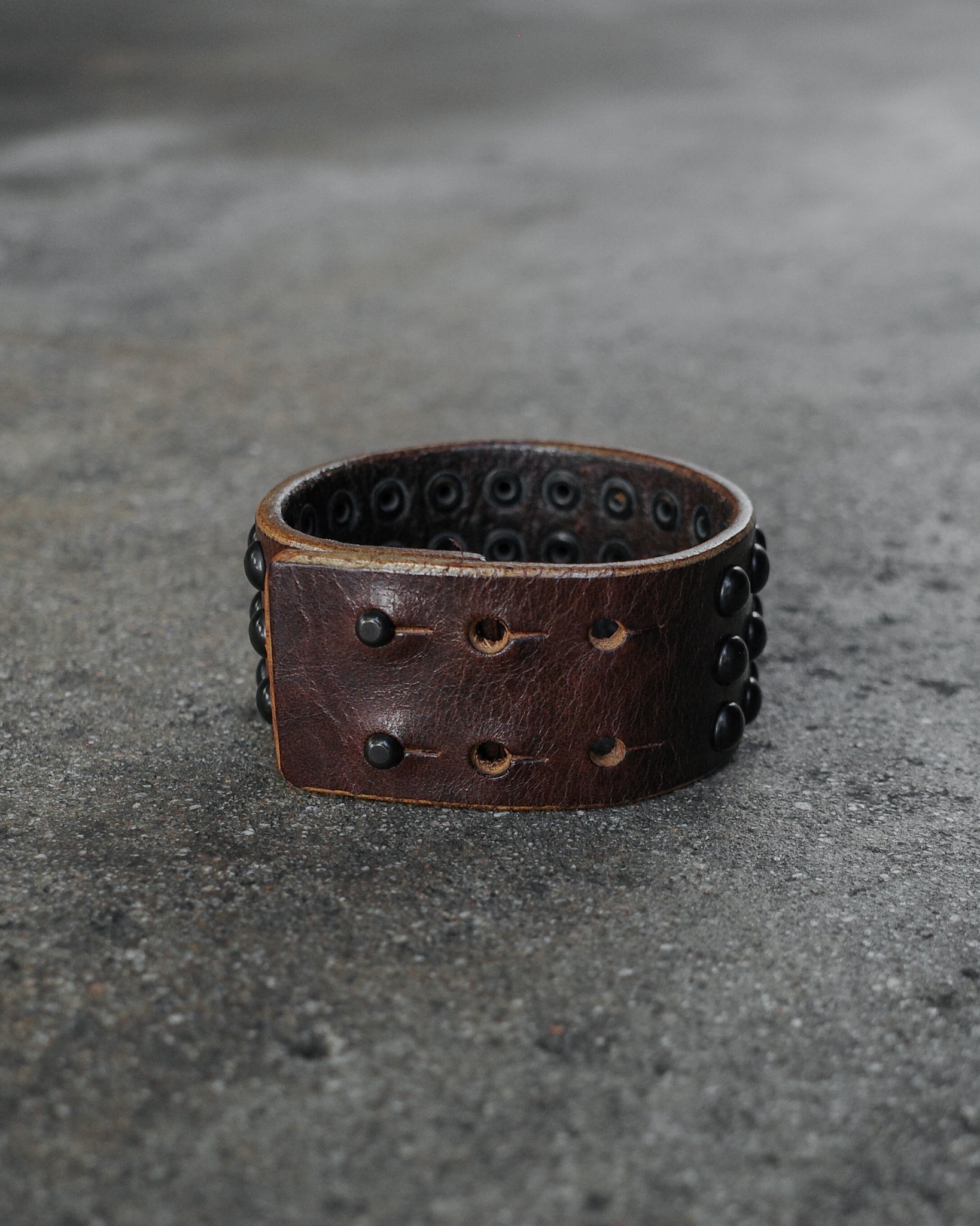 Shellac Studded Bracelet