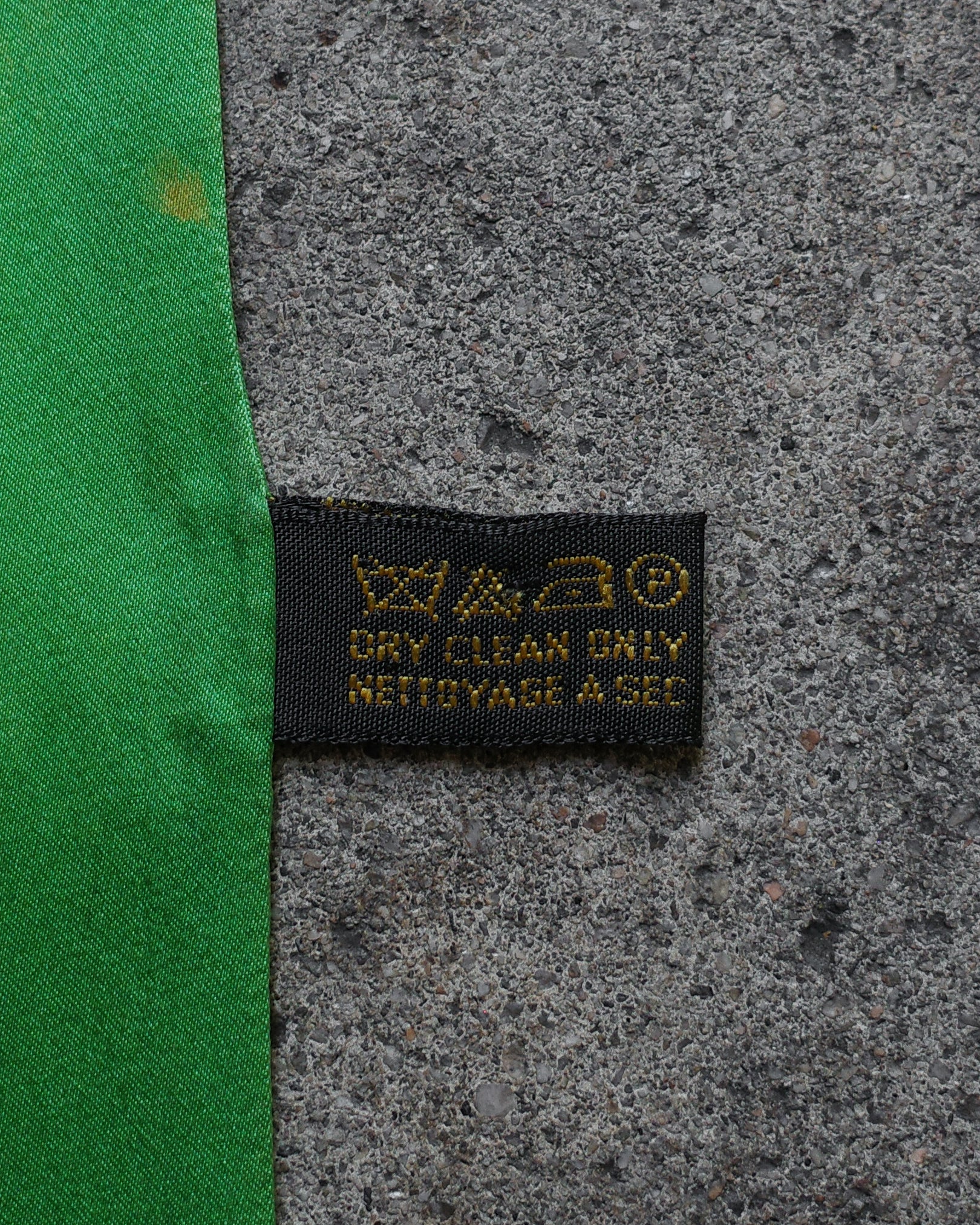 Dior Homme AW05 Fridge Scarf – BLINDATE INC