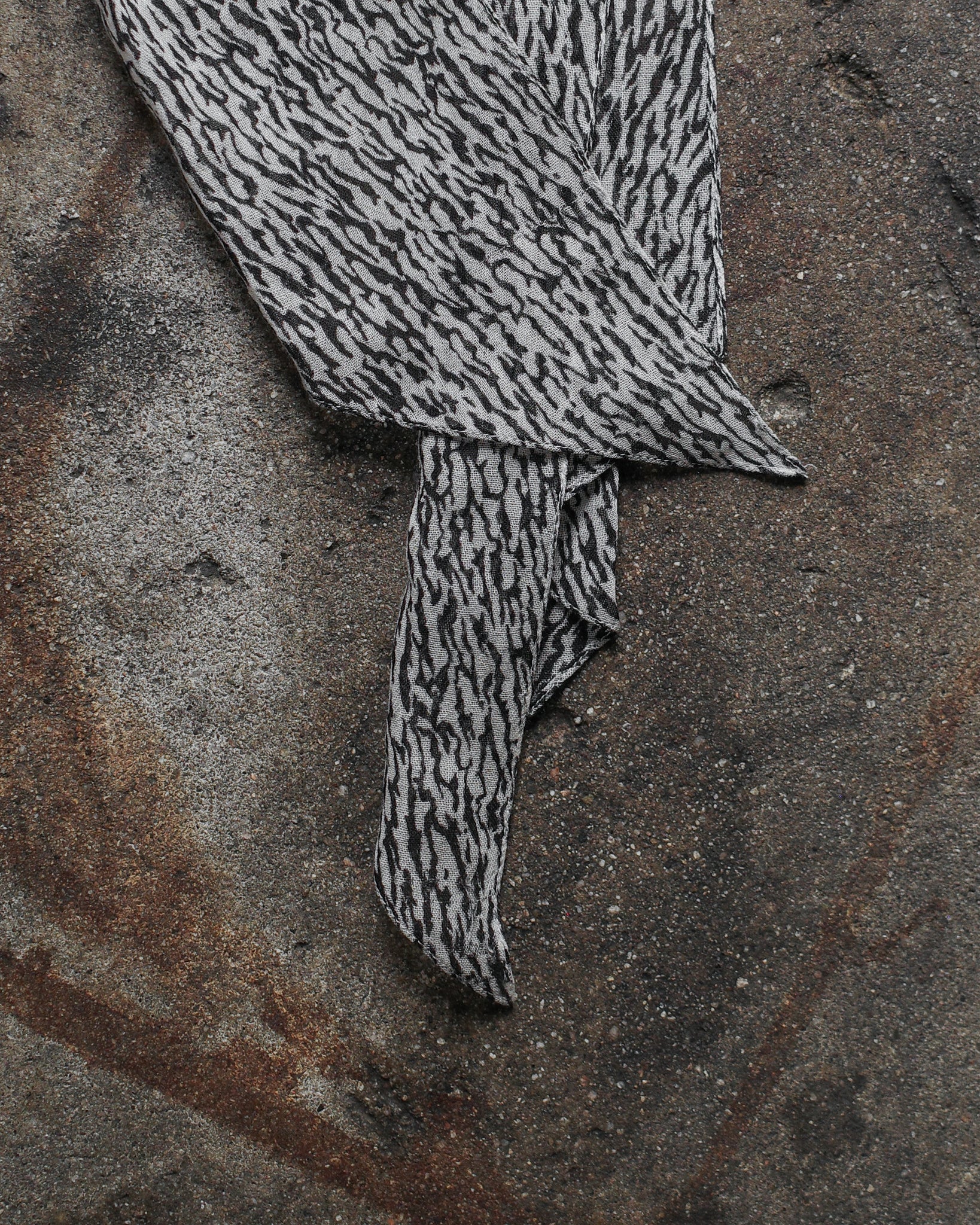 Saint Laurent Paris Tiger Lavallière Scarf