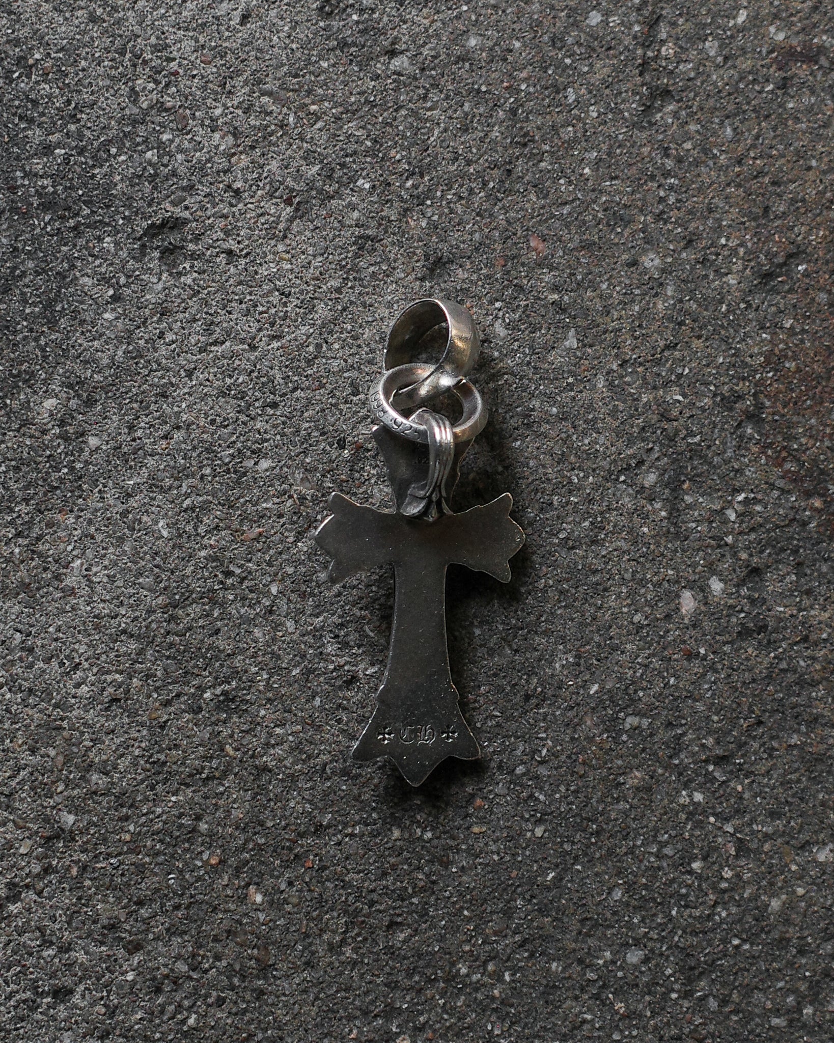 Chrome Hearts Double Cross Pendant