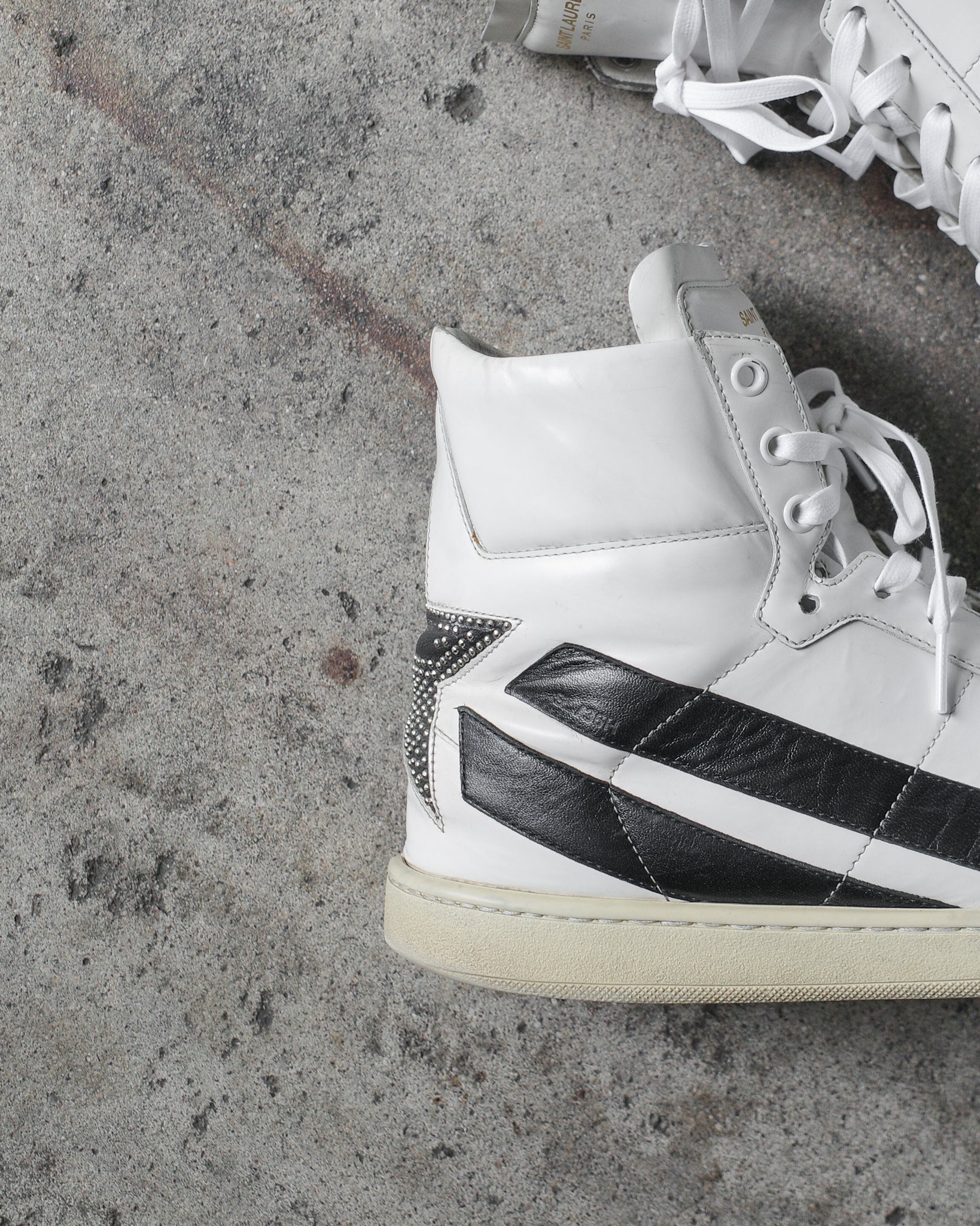 Saint Laurent Paris FW16 SL/36H Star Hi-Top Sneakers – BLINDATE INC